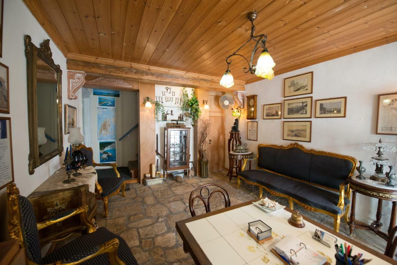 Arxontiko Studio Α3 Hotel Lefkada Town Buitenkant foto